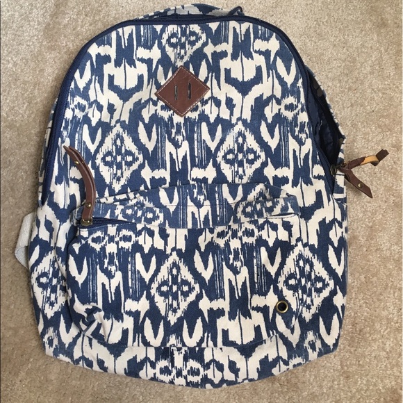 Handbags - Used tribal print backpack. *condition*! SCHOOL!