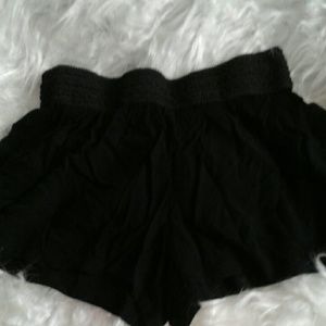 Joe Benbasset shorts