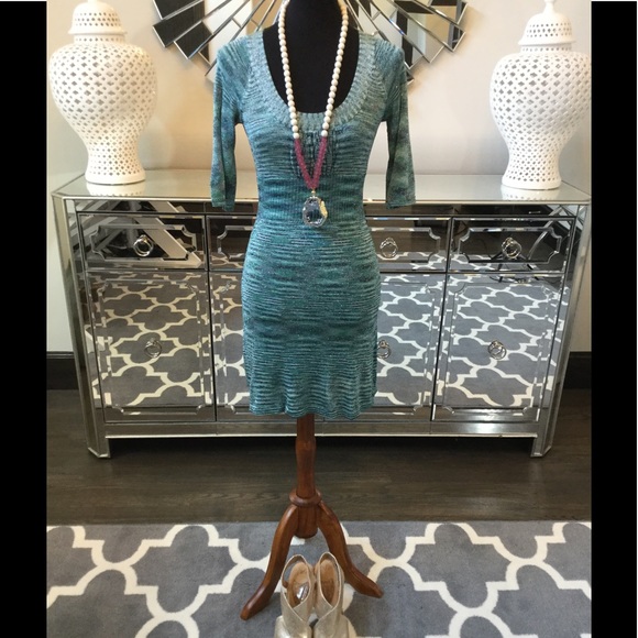 Firm Flash Sale🔥🔥Guess Knit Dress - Picture 8 of 8