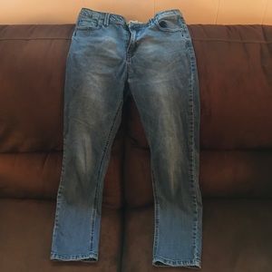 Capris