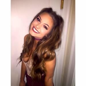 Meet your Posher, Madeline
