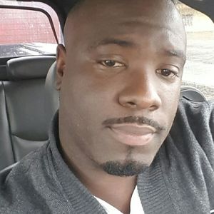 Meet your Posher, Dee