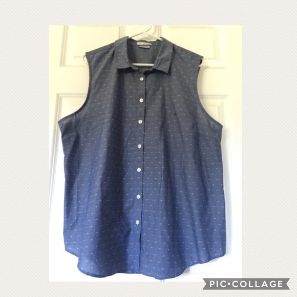 Never wore Van Heusen button down shirt - Picture 6 of 8