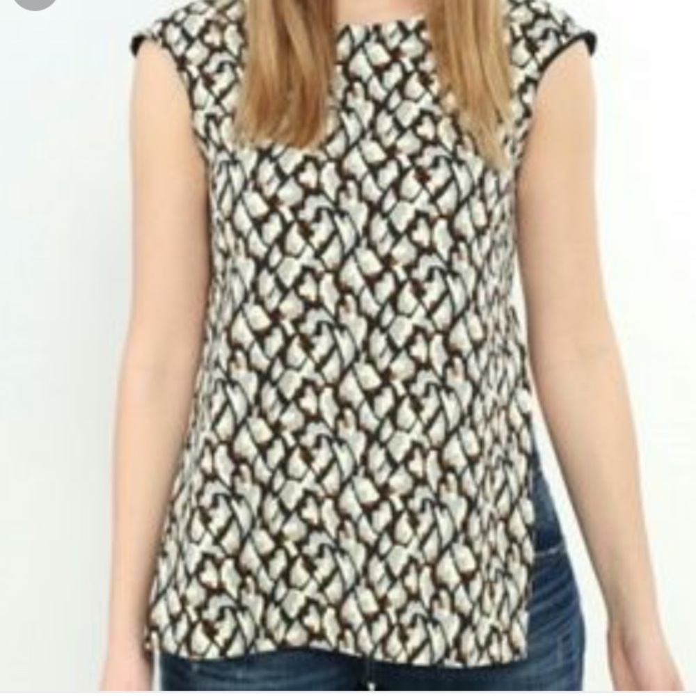 Zara abstract print top NWT size S