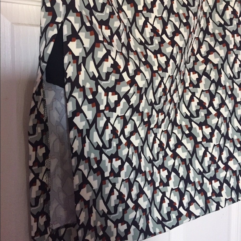 Zara abstract print top NWT size S - Picture 6 of 6