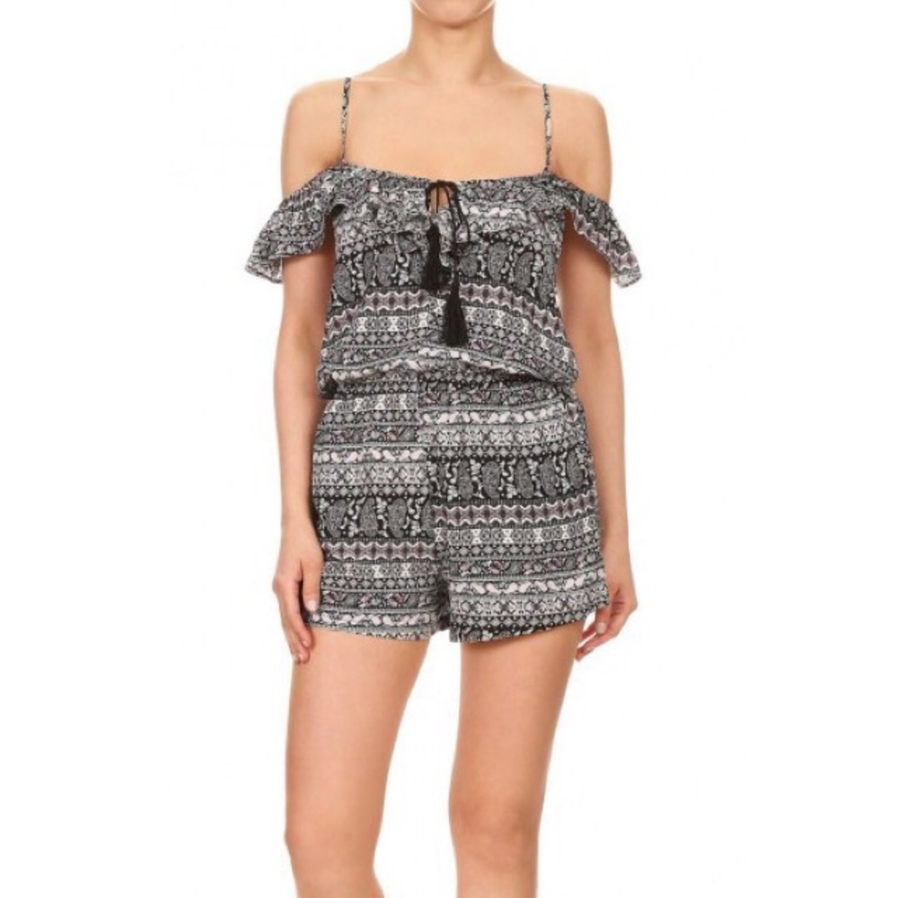 NEW BOUTIQUE ruffled cold shoulder romper