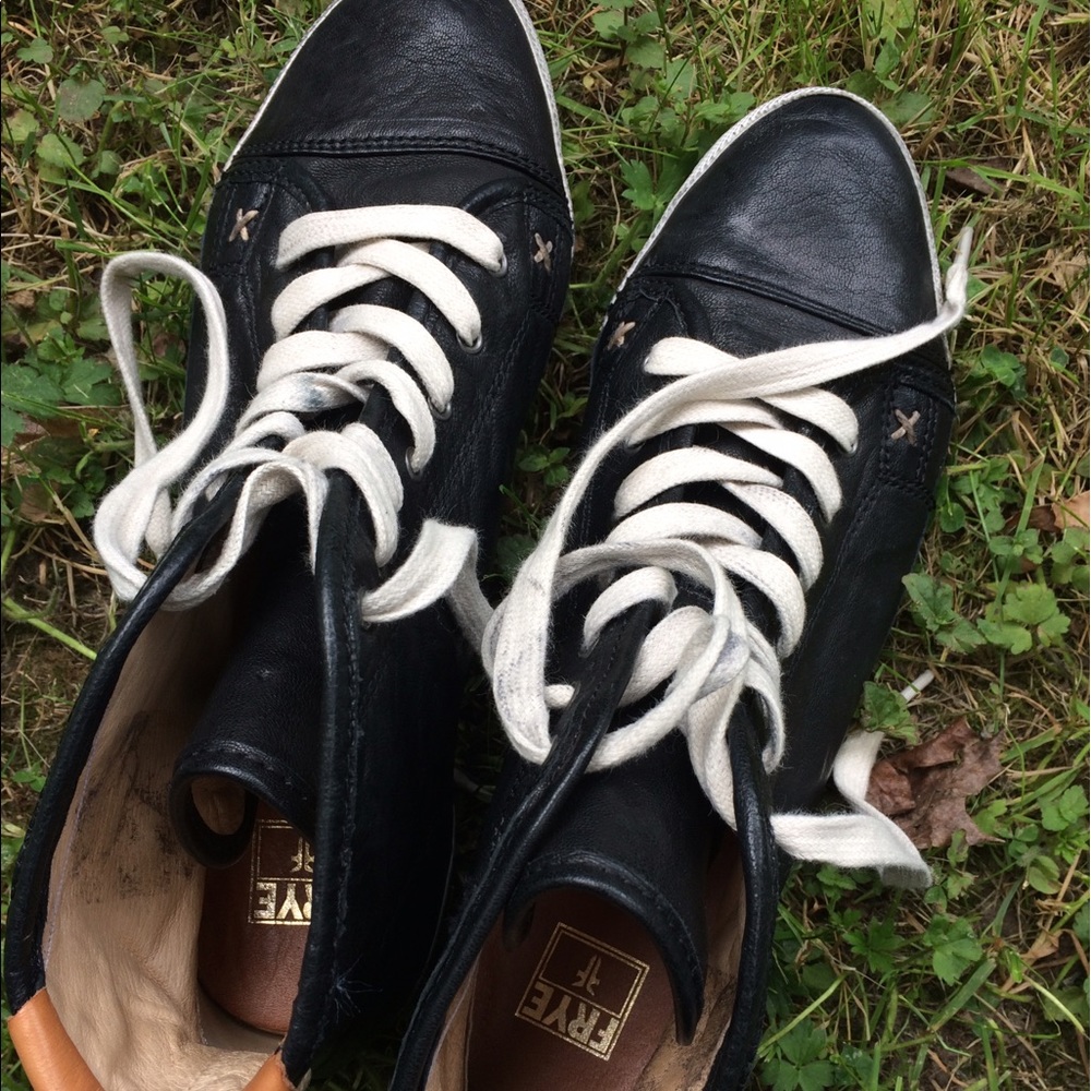 Women's black Melanie high top sneakers