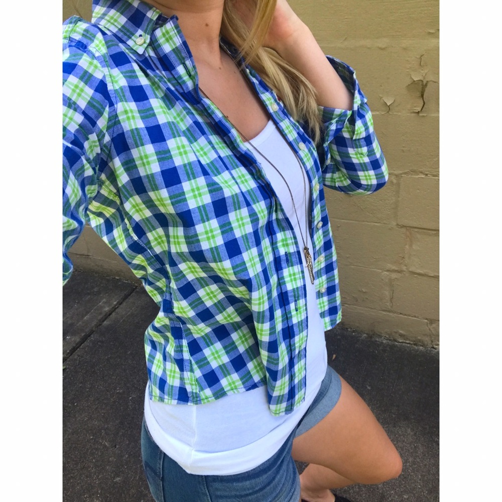 Hollister co XS green and blue plaid shirt