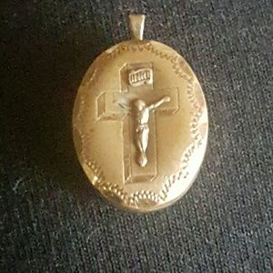 14k gold filled locket pendant