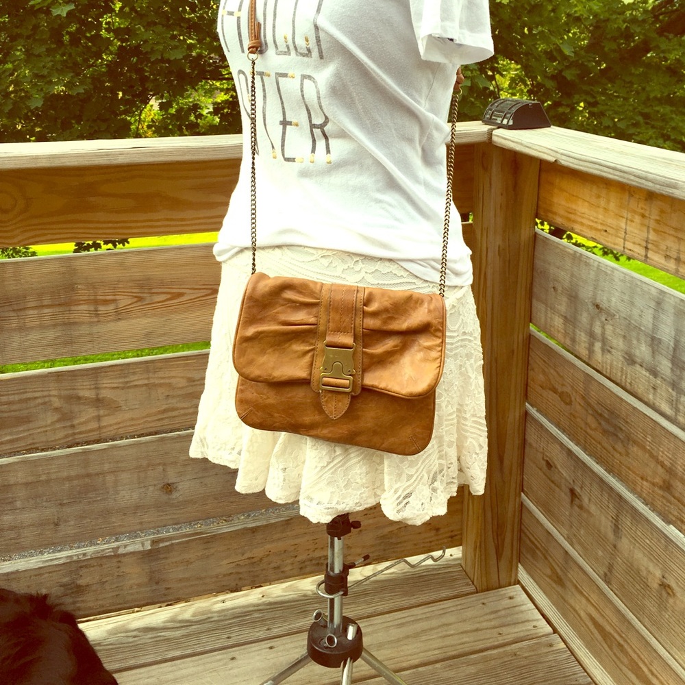 Jessica Simpson cross body leathery purse