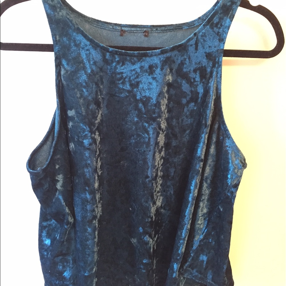 Crushed velvet swing tank
