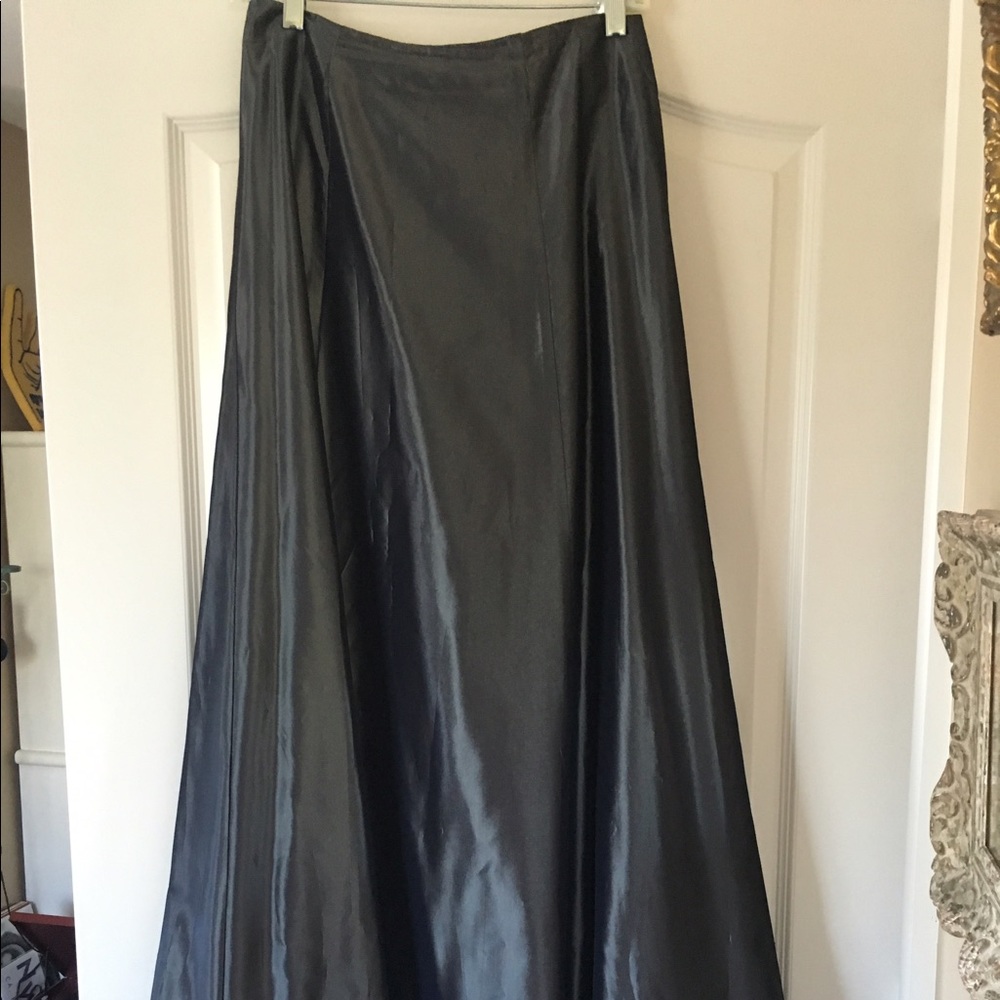 Laundry by Shelli Segal Skirt