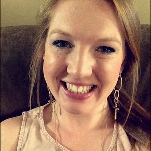 Meet your Posher, Hanah