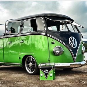 Meet your Posher, Stella