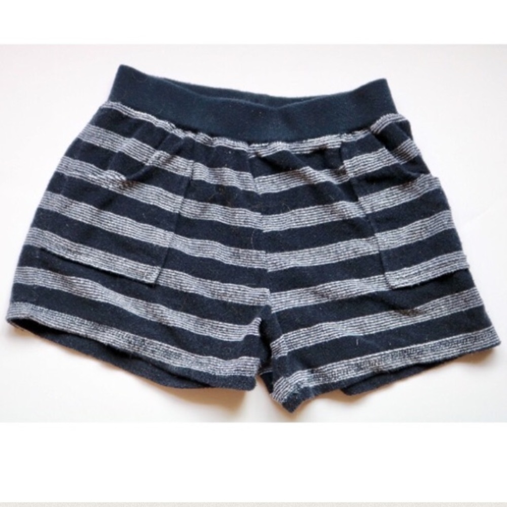 Stripped shorts