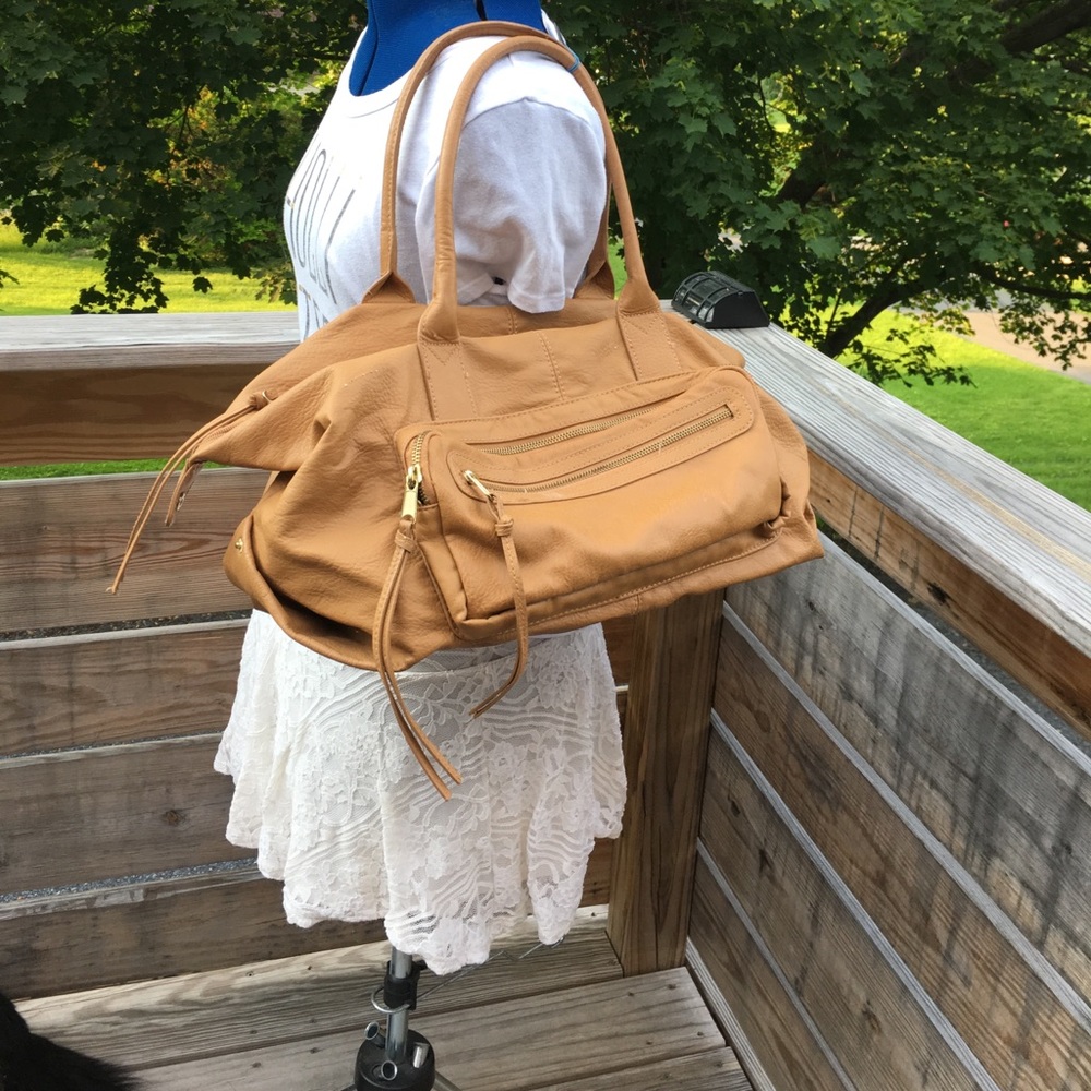 Hobo purse tan