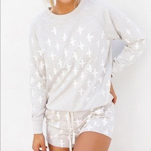Snug Cross Jumper and Shorts Set