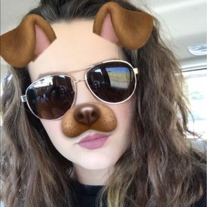 Meet your Posher, Maddy