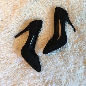 Forever 21 Pointed Pumps