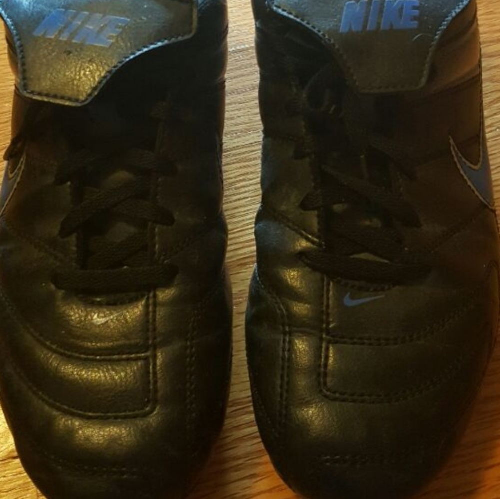 Boys soccer/baseball cleats size 6y