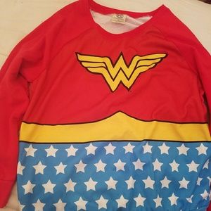 Wonder Woman Sweatshirt never used