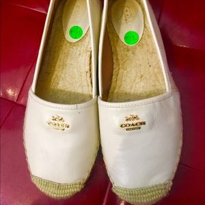 Flat authentic coach w/ out box 91/5 B ❤️