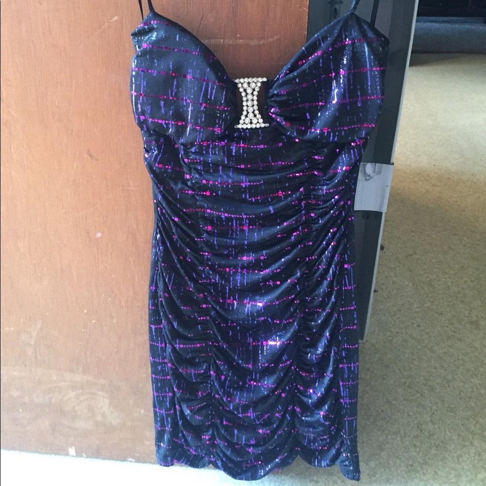 Black and purple strapless dress