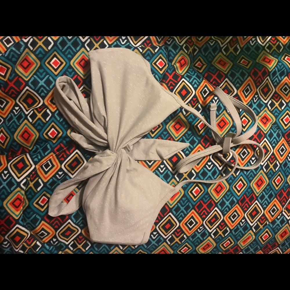 Xs wrap around sparkly grey swimsuit top