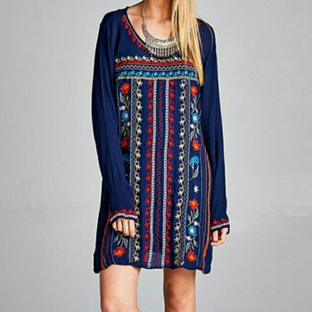 Velzera Floral Embroidered Tunic Dress