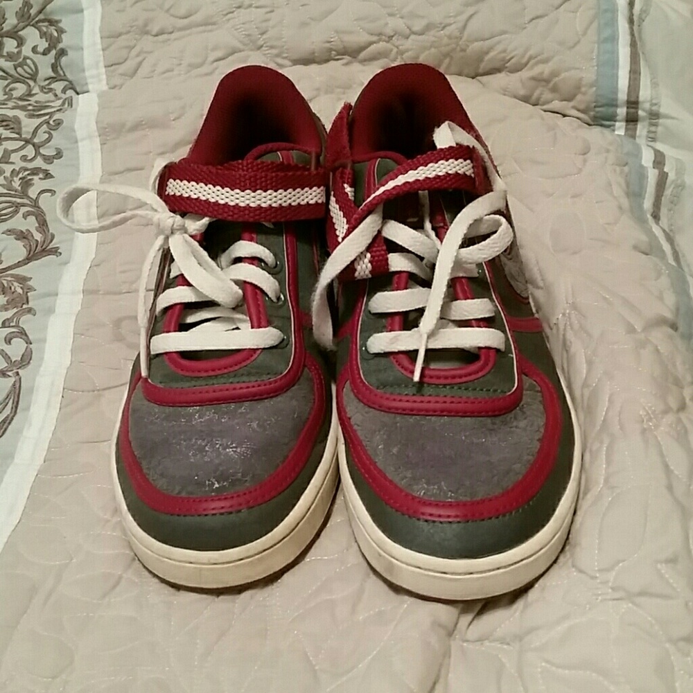 Nike athletic Shoes