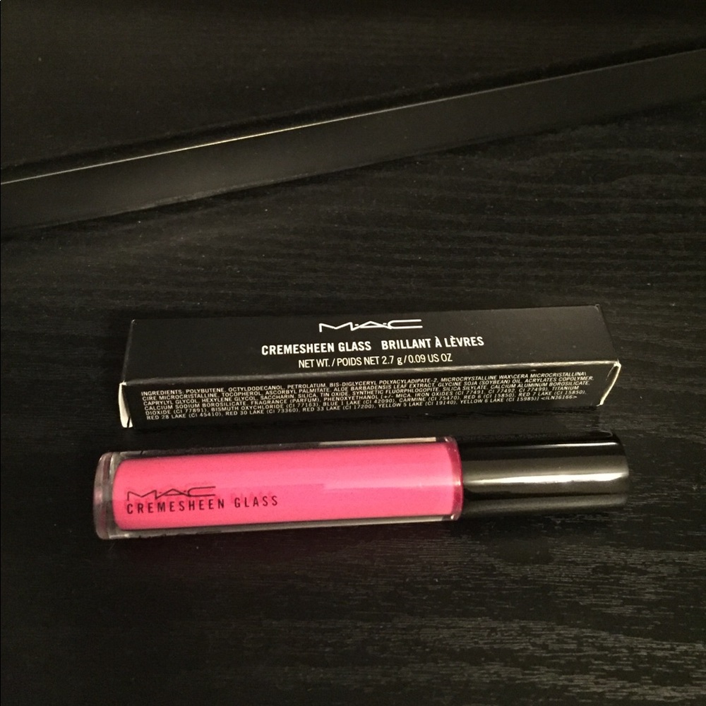 MAC cremesheen lipglass