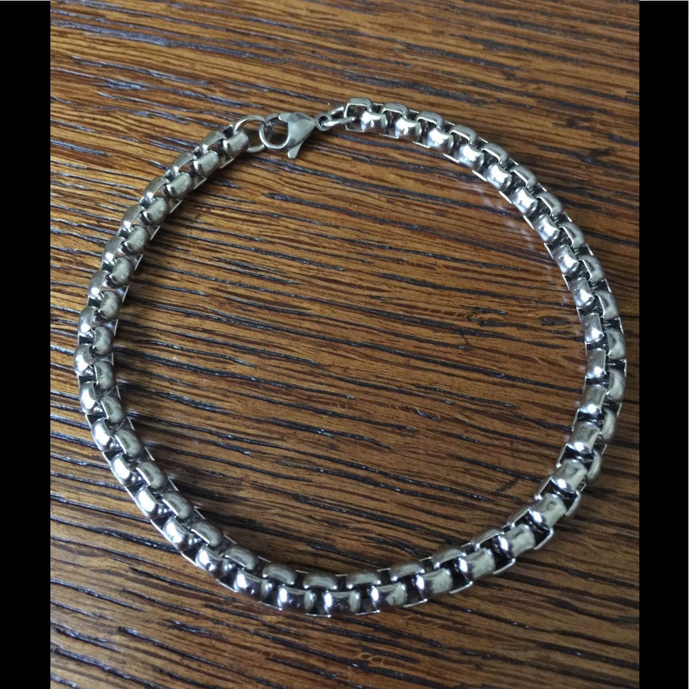 Men's stainless steel box chain bracelet
