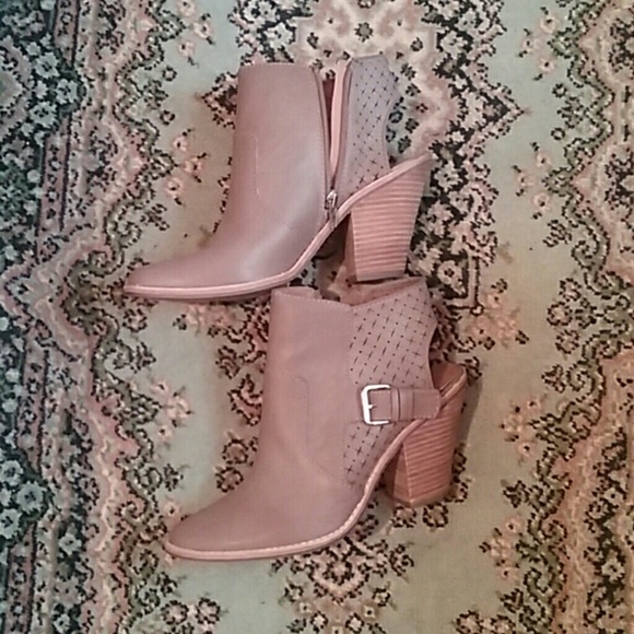 DV by Dolce Vita Shoes - DV Cailin Open Heel Bootie 4" Heel