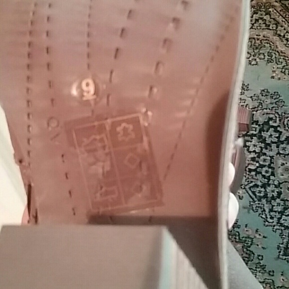 DV Cailin Open Heel Bootie 4" Heel - Picture 8 of 8