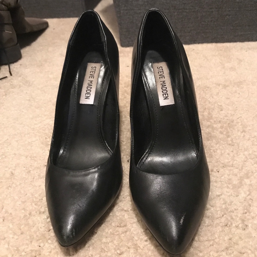 Steve Madden pumps