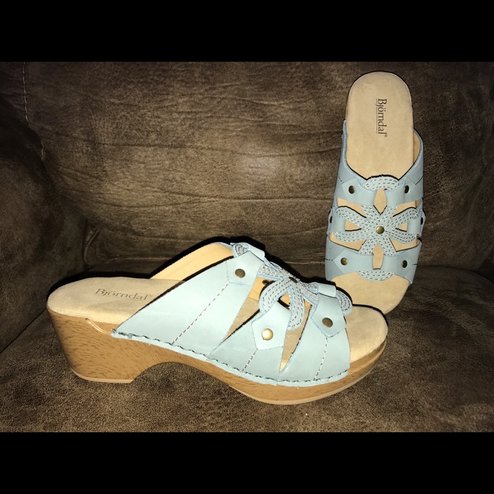 BJORNDAL DOUGHTON SKY BLUE SANDALS Sz 7