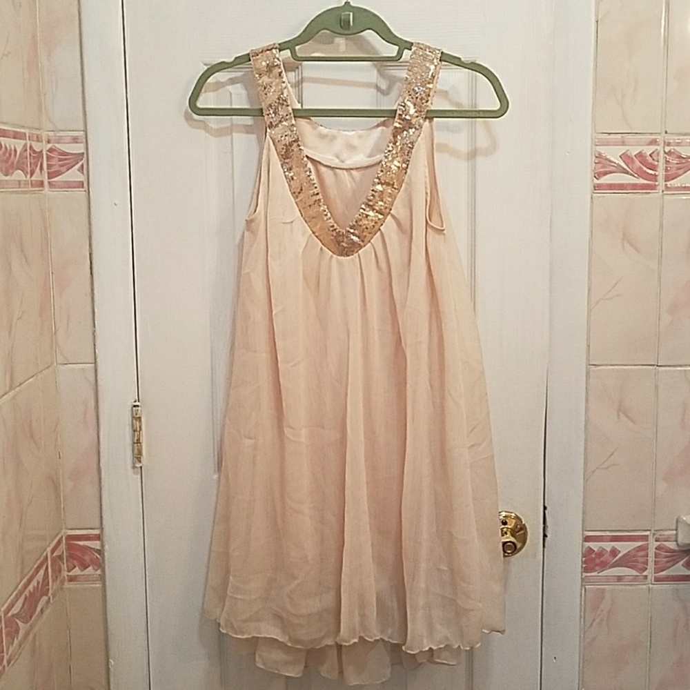 (No brand) Beige sequin collar dress