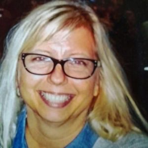 Meet your Posher, Carrie