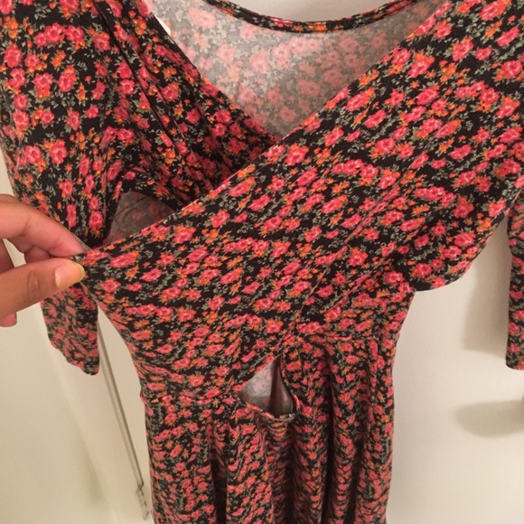 Floral dress from LUSH - Picture 3 of 4