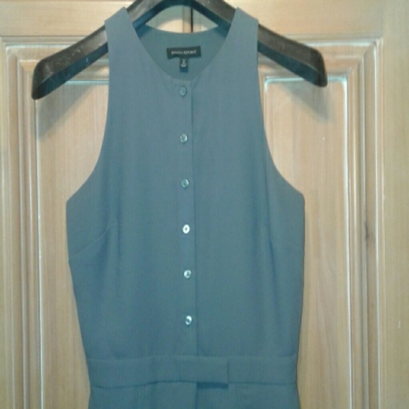 Dresses & Skirts - Banana republic Dress  Size 6 Tall
