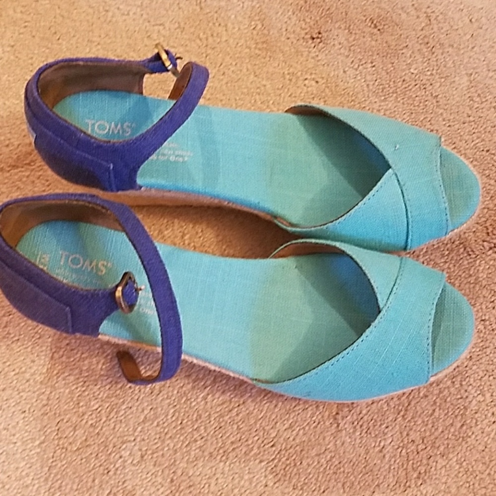 Tom's wedges
