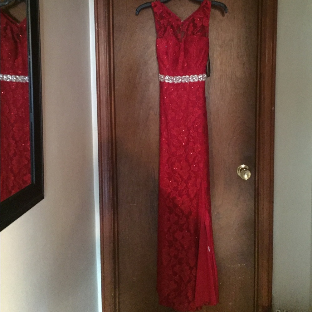 Red prom dress
