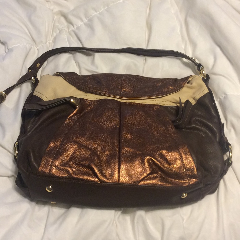 B. Makowsky leather bag with Front Pockets