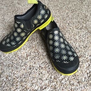 Women's BOGS GARDEN CLOGS