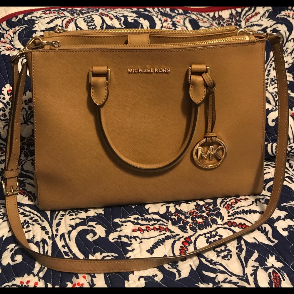 Authentic Michael Kors purse