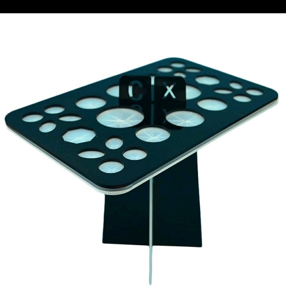 Durable acrylic make up brush dryer - Picture 2 of 2