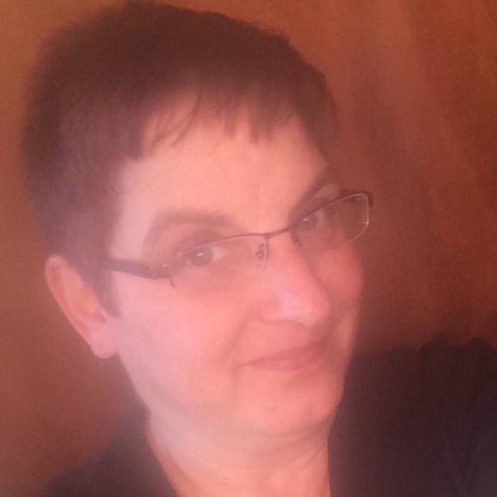 Meet your Posher, Loretta