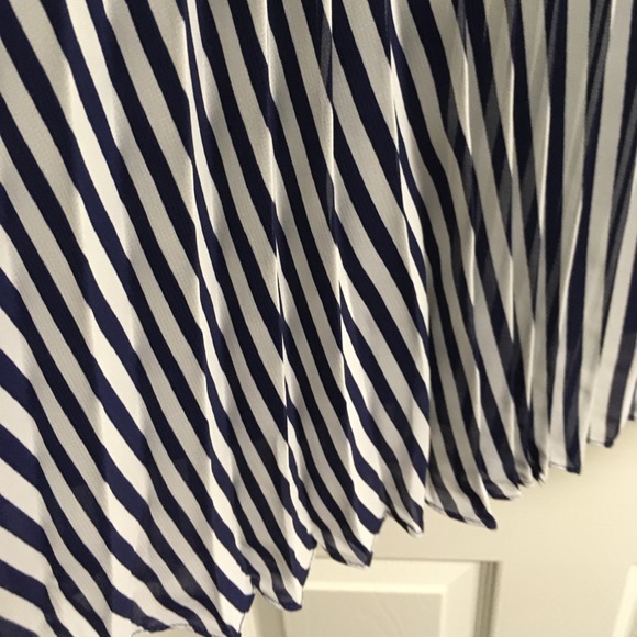 Fun Cocktail Dress! - Picture 3 of 3