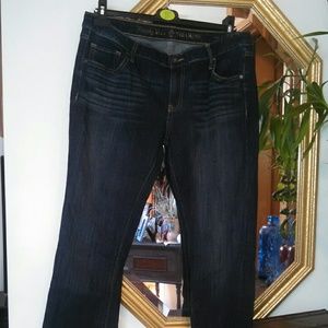 Vera Wang size 10 Jeans