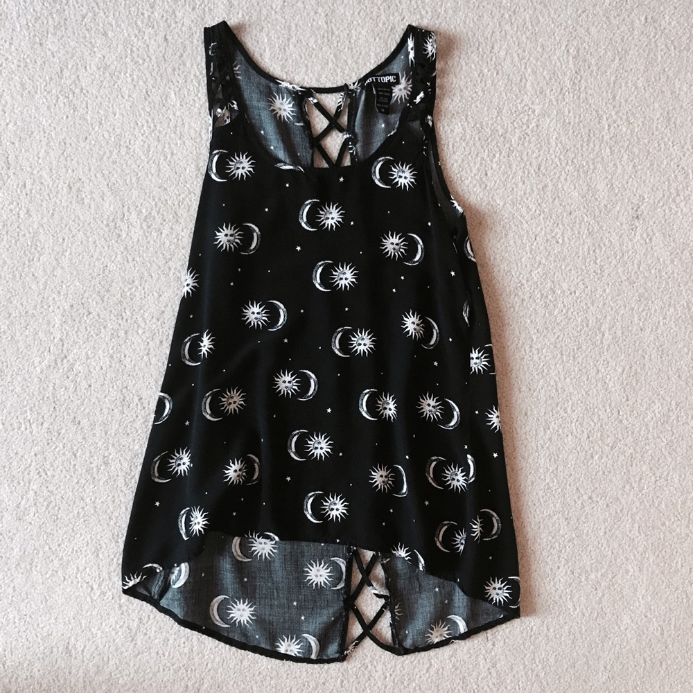 Sun and Moon Tank